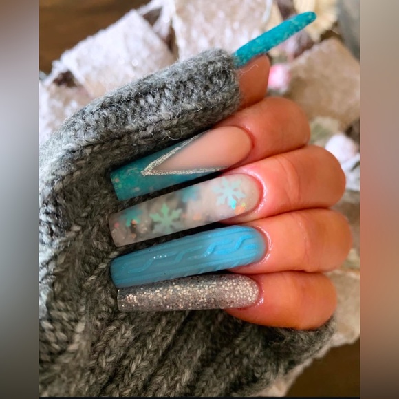 Meet your Posher, LeAnn - Picture 4 of 7